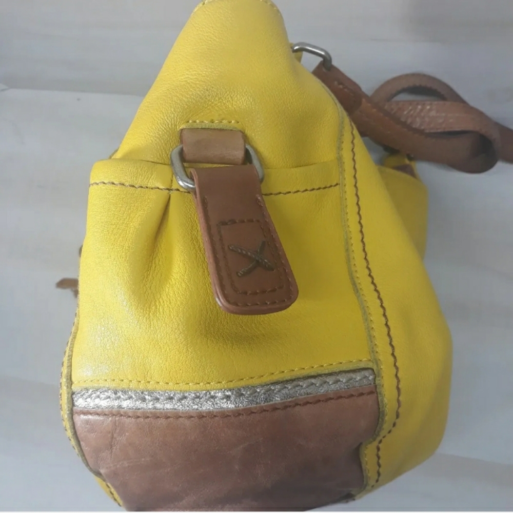 The Sak Kendra Hobo Purse Yellow Brown Pebbled Soft Leather Shoulder Satchel Bag - Picture 3 of 11